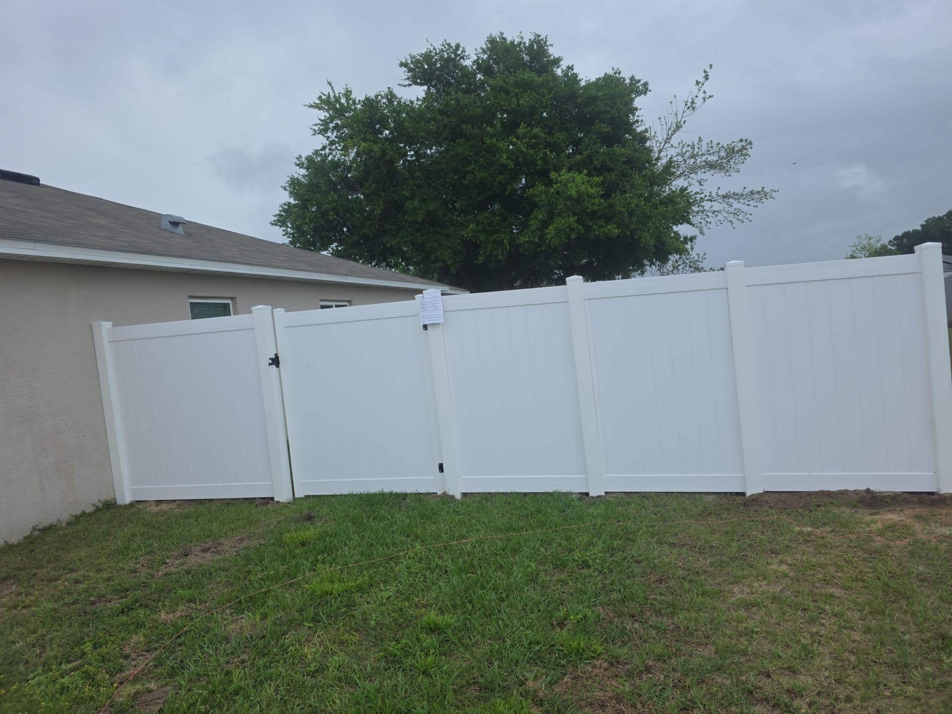 Vinyl Fence installation by ASAP Fence & Gates in Florida